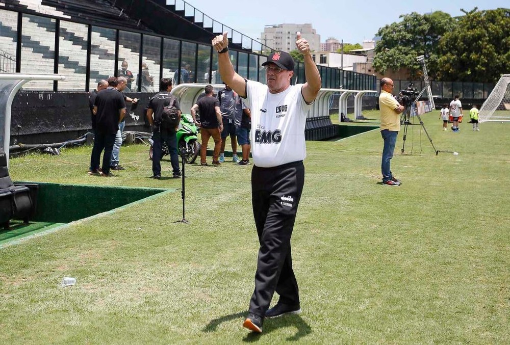 Vanderlei Luxemburgo é o novo técnico do Vasco da Gama