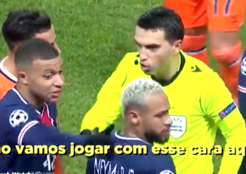 Vídeo mostra Neymar e Mbappé se recusando a jogar após racismo de árbitro