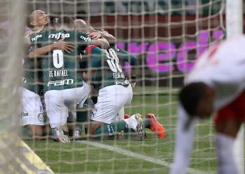 Palmeiras vence de novo o Bragantino e avança na Copa do Brasil