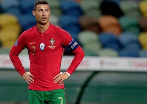 Pela 2ª vez, Cristiano Ronaldo testa positivo para Covid-19