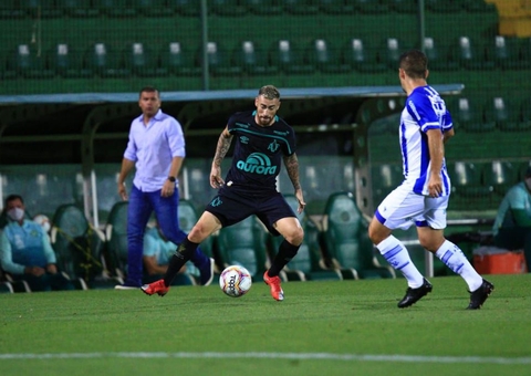 Empate mantém CSA longe do G-4 e impede Chape de disparar na Série B