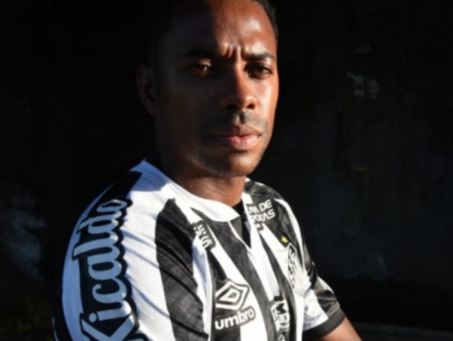 Condenado na Itália, Robinho pode cumprir pena no Brasil