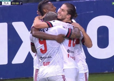 De virada, Flamengo faz 4 a 2 e vence o Grêmio em Porto Alegre