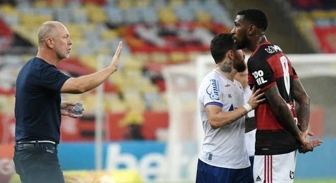 Mano Menezes é demitido do Bahia após caso de racismo