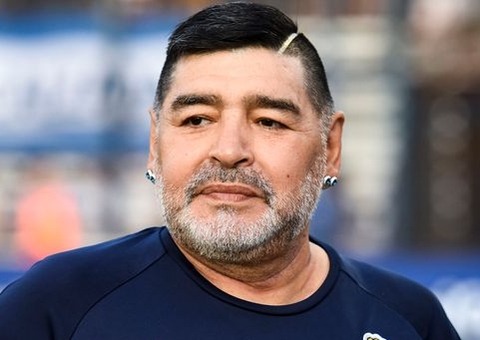 Morre Diego Maradona aos 60 anos 