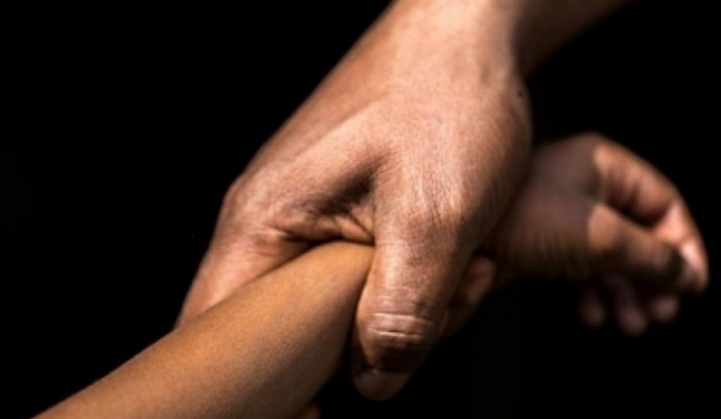 Professor de dança se passava por mulher para estuprar alunos