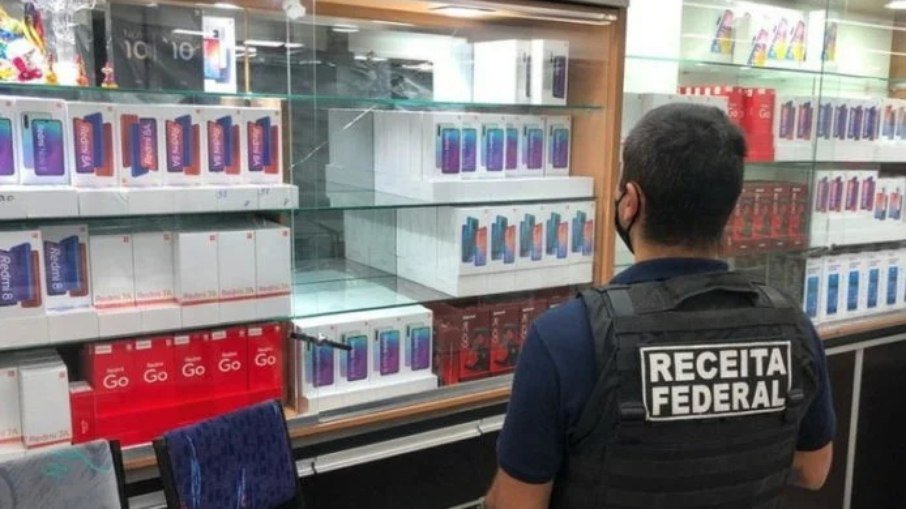 Servidores da Receita Federal entram em greve contra PEC emergencial