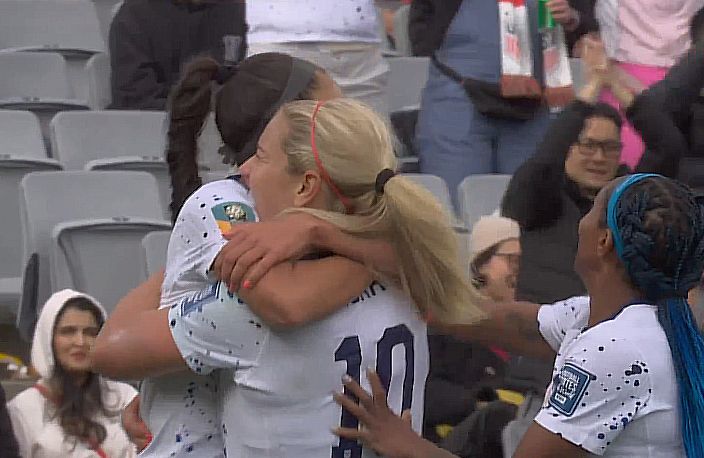 Bicampeã do mundo pelos EUA aponta Austrália favorita contra a Inglaterra