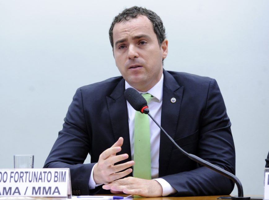 Presidente do Ibama é incluído em inquérito que investiga Ricardo Salles