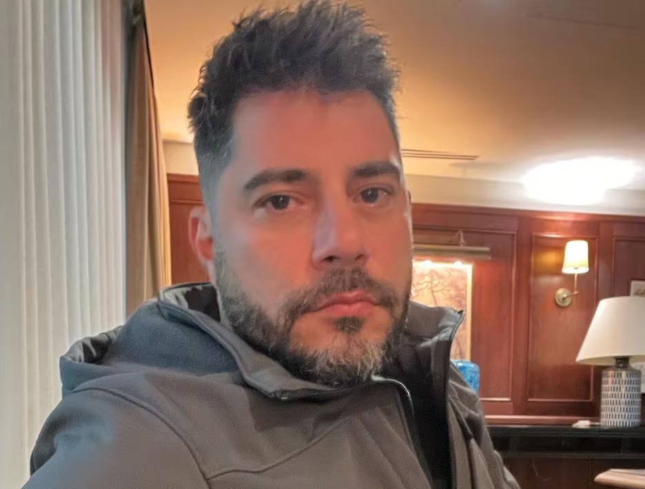 Evaristo Costa segue na UTI após novos exames  