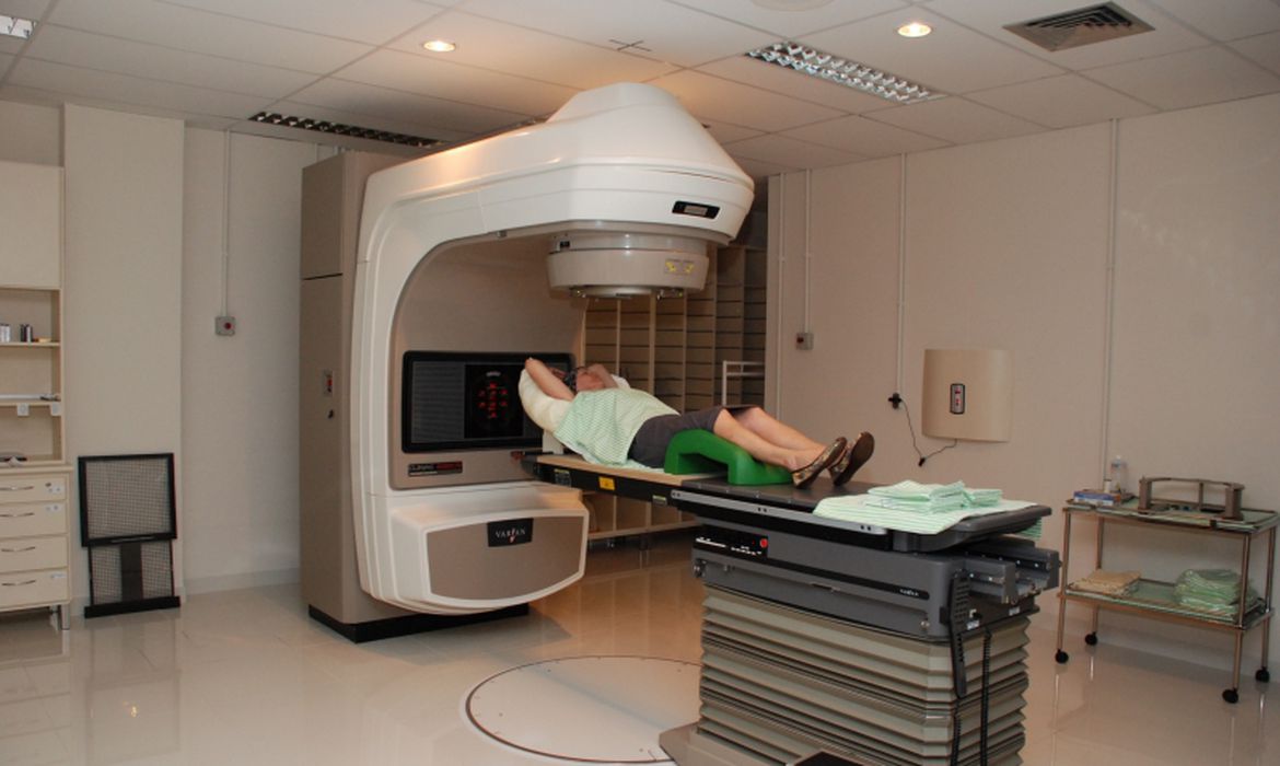 Maioria das mortes por câncer no Brasil atinge pessoas de baixa renda