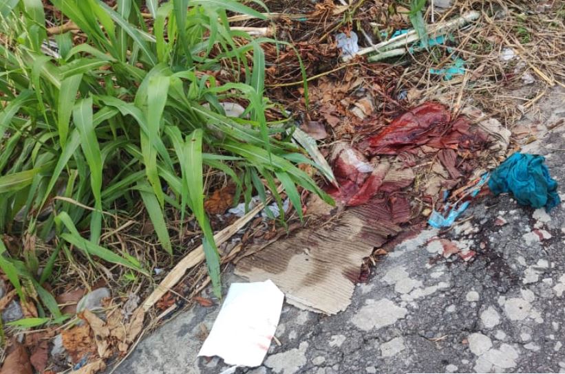 Moradores ouvem tiros e encontram homem amordaçado e morto em Manaus