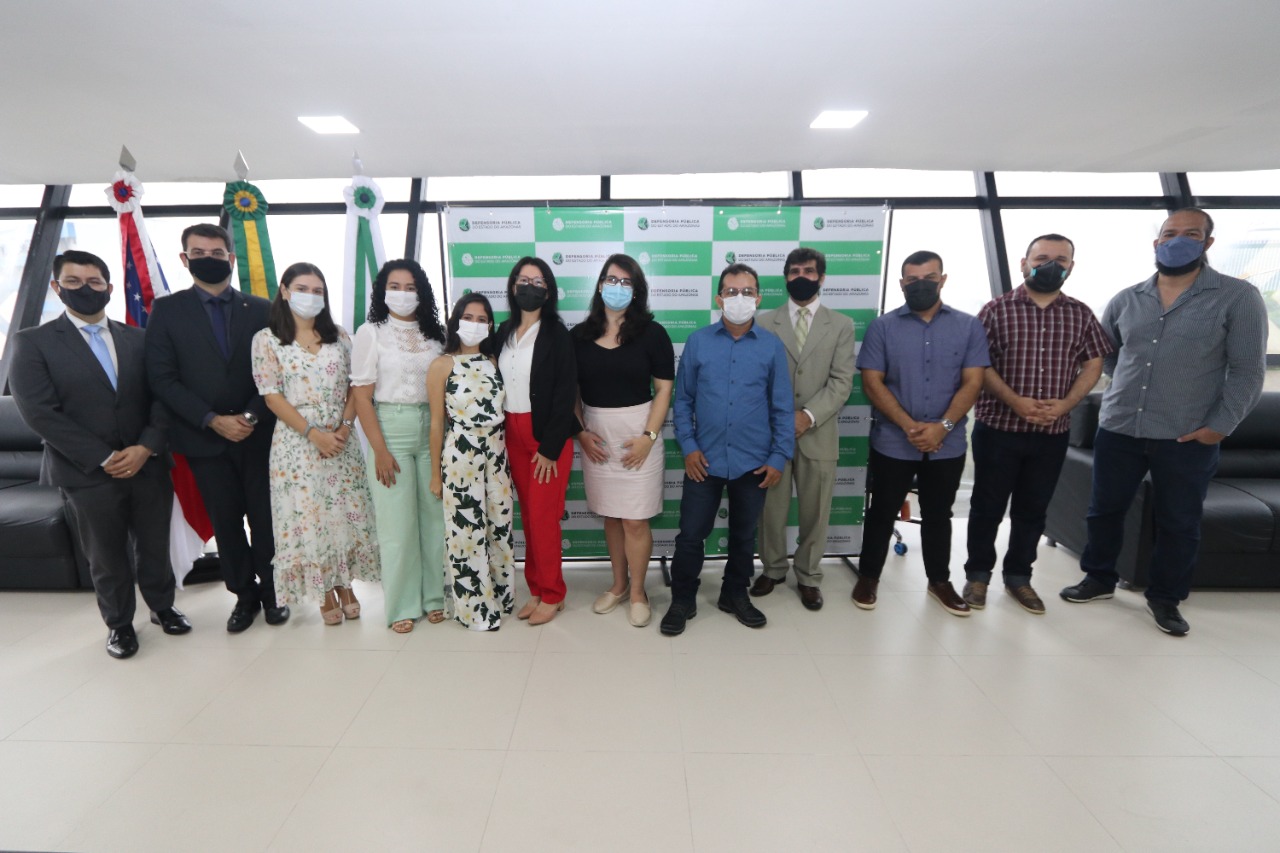 Defensoria empossa mais 9 aprovados em concurso no Amazonas