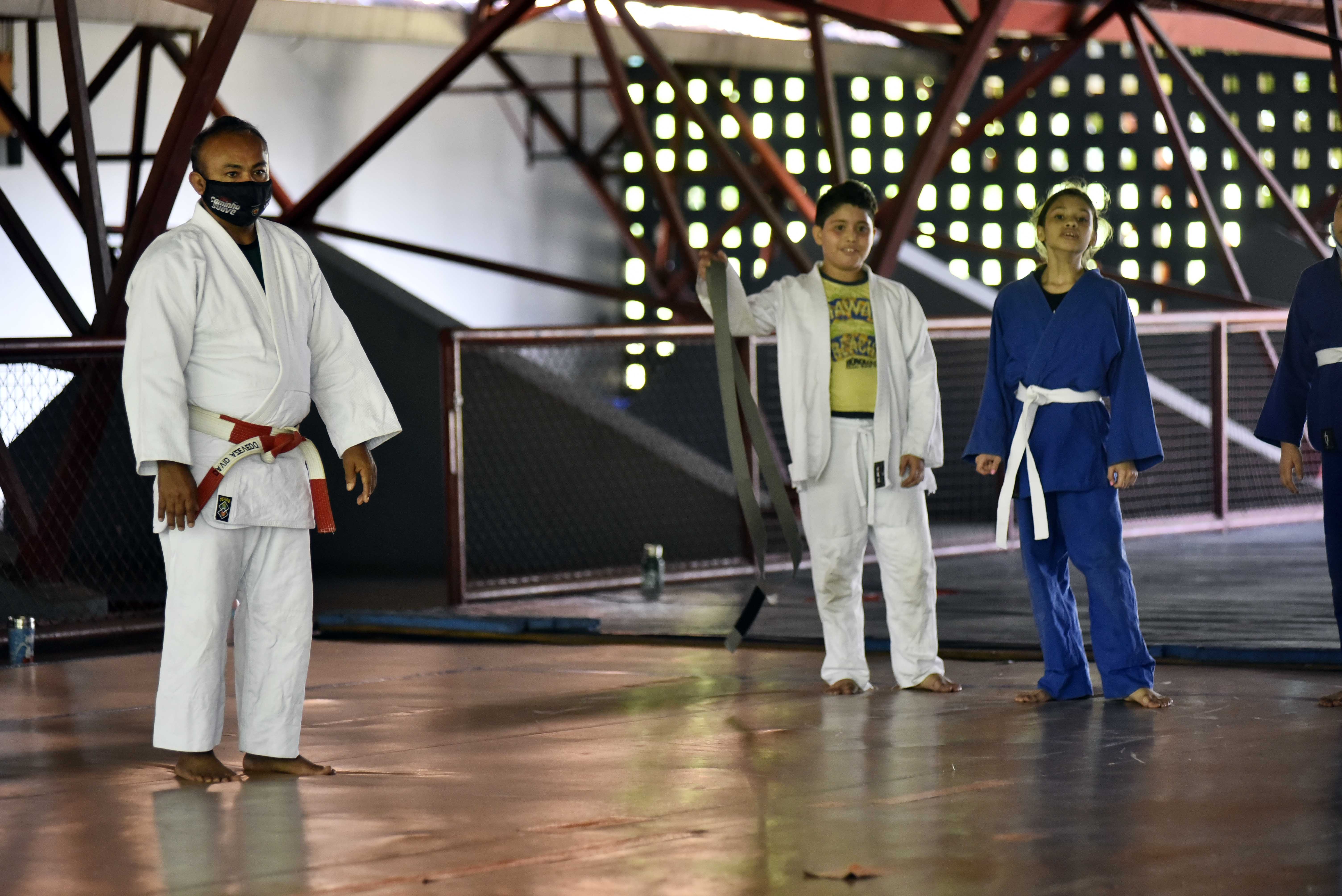 Manaus abre mais de mil vagas para escolinha esportiva da Vila Olímpica