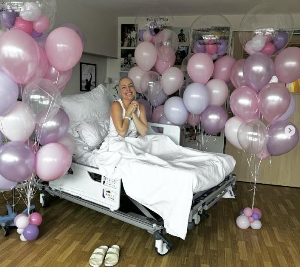 Fabiana Justus recebe transplante de medula óssea, e pai celebra 'renascimento'