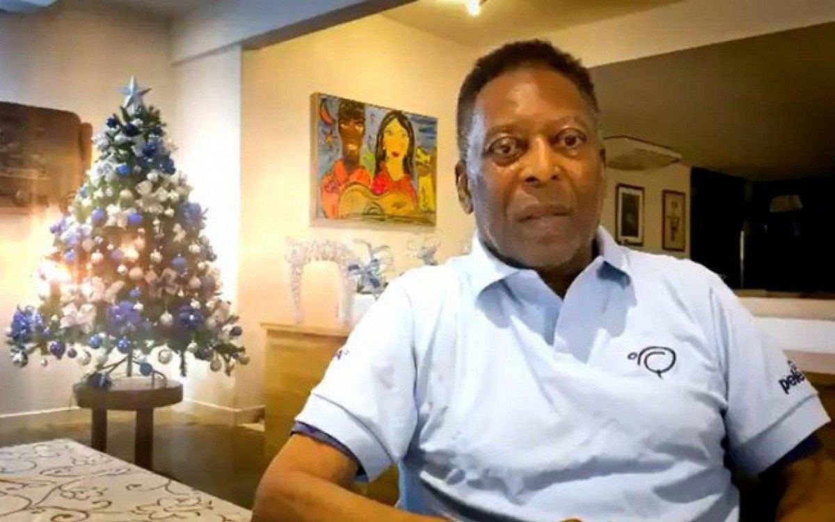 Em vídeo raro, Pelé lamenta 2020 e faz desejos para 2021
