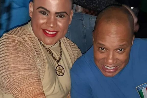 Anderson, do Molejo, diz que conheceu rapaz no TInder: ‘não é virgem’