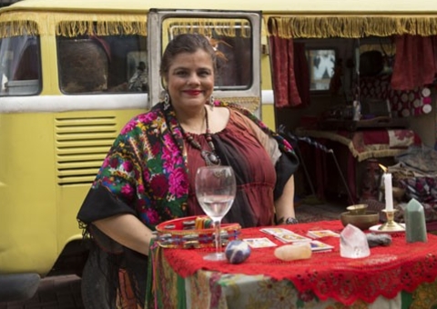 Atriz do 'Zorra' morre após três dias aguardando por vaga em CTI