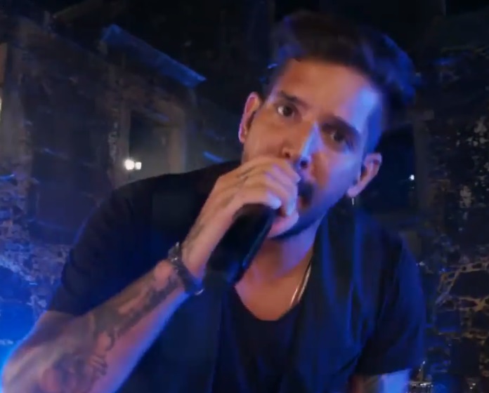 Banda Eva reclama de festa interrompida e PM deixa tocar mais 2 músicas