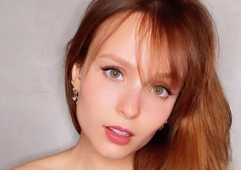 Larissa Manoela se declara para Leo Cidade em aniversário de namoro