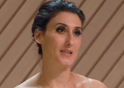 Paola Carosella é chamada de 'vagabunda' e dá show em resposta 