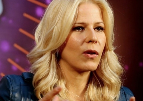 Sou cancelada há décadas, diz Paula Toller em live 