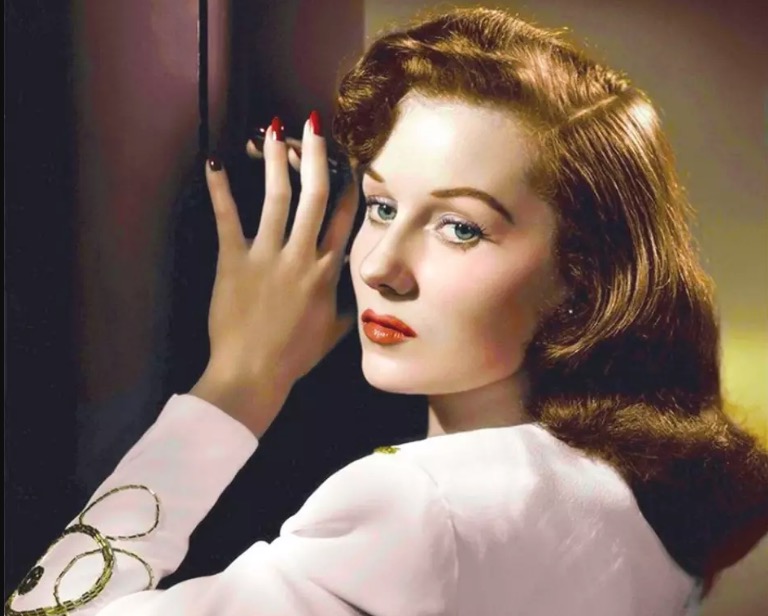 Morre aos 97 anos Rhonda Fleming, musa da Era de Ouro de Hollywood