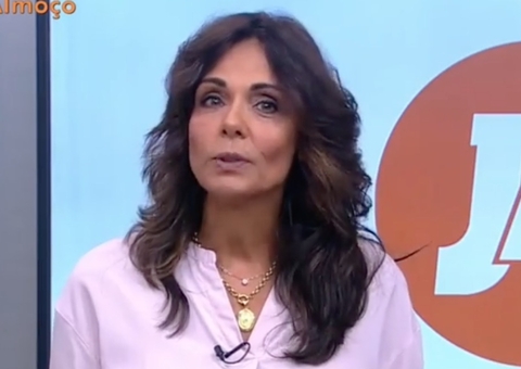 Ao vivo, apresentadora revela batalha contra o câncer de mama