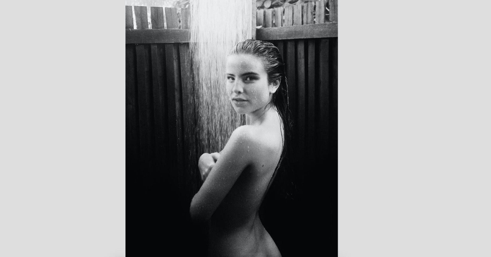 Apontada como namorada de Luan Santana, Giulia Be posa nua em banho