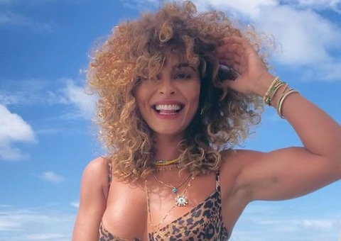 De biquíni, Juliana Paes exibe corpão em sequência de fotos nas Maldivas