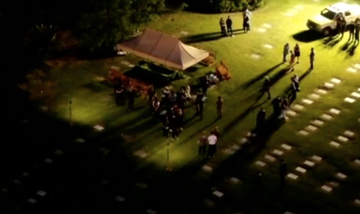 Último adeus: Maradona é enterrado ao lado dos pais em Buenos Aires