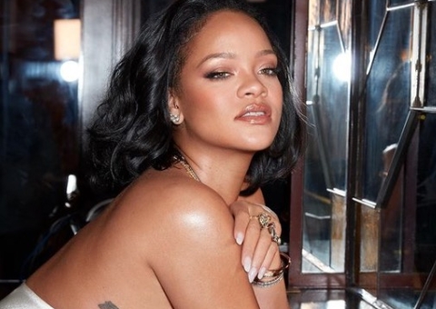 Rihanna está namorando o rapper A$AP Rocky, diz revista 