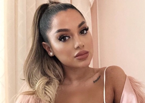 Youtuber vende vídeo nua de quando era criança e é banida de Onlyfans