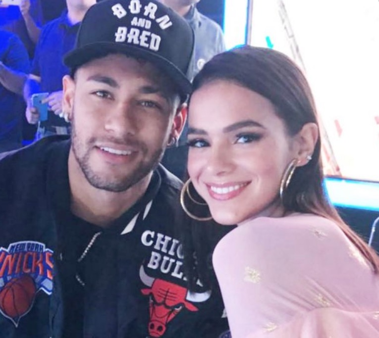 Neymar quebra o silêncio sobre desarquivar fotos com Bruna Marquezine 