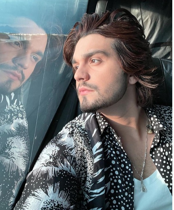 Luan Santana anuncia doação de 50 cilindros de oxigênio para Manaus