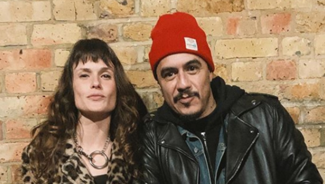 Marcelo D2 e mulher contraem Covid-19 e cantor pede: 'usem máscara'