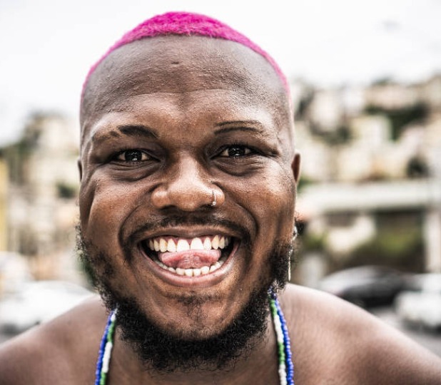 Rapper Djonga é o 1º brasileiro indicado em prêmio internacional de hip hop