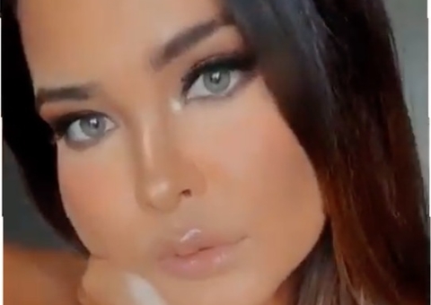 Geisy Arruda posa de calcinha com pênis e empolga marmanjo: 'imaginei'