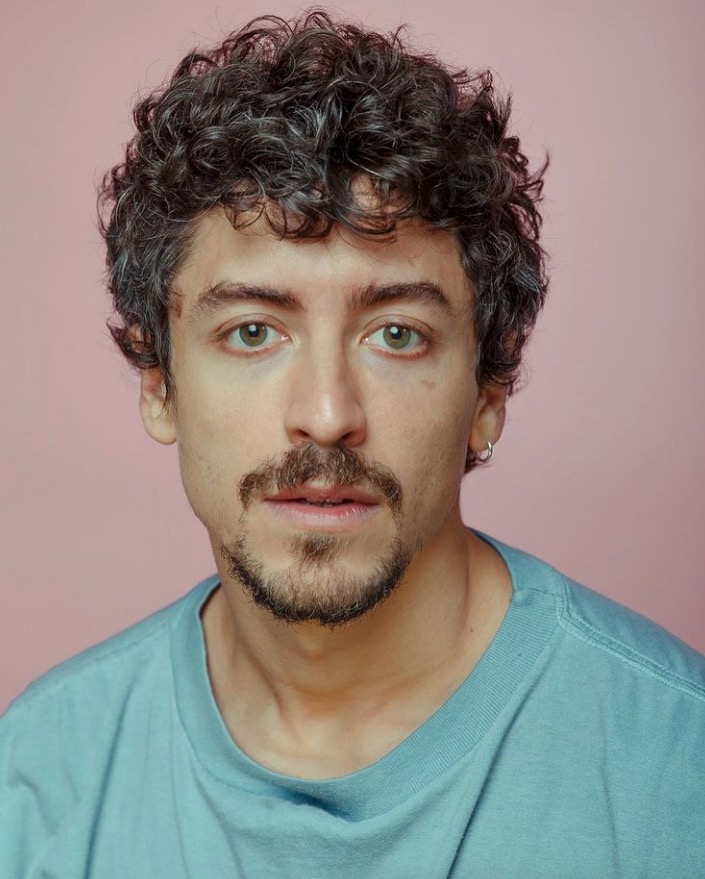 Jesuíta Barbosa faz rara declaração ao namorado, Fábio Audi