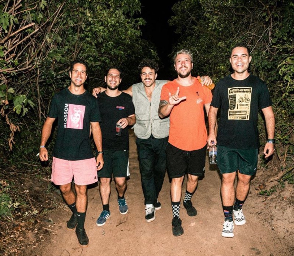 Lagum lança clipe em homenagem póstuma a baterista Tio Wilson