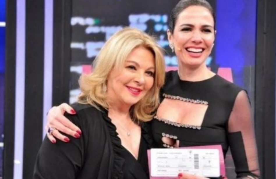 Mãe de Luciana Gimenez cai em golpe do Whatsapp e perde R$ 50 mil