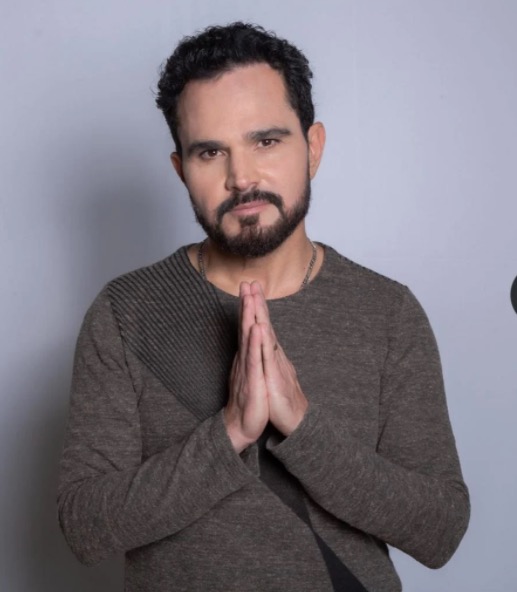 Luciano Camargo vira cantor gospel e lança álbum 