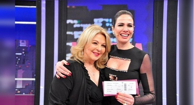 Luciana Gimenez proíbe mãe de ir ao velório do pai 