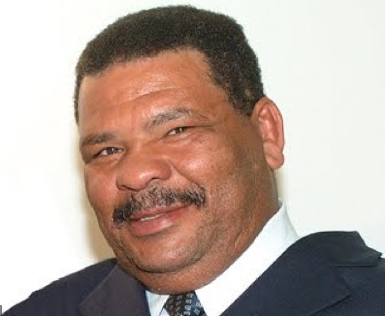 Mulher de Maguila pede indenização da Band por gravação escondida