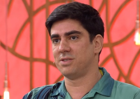 Marcelo Adnet é vítima de golpe no Whatsapp e alerta seguidores