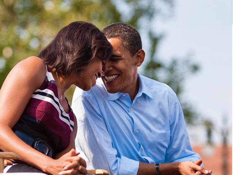 Obama e Michelle comemoram 28 anos de casados: 'amor da minha vida'