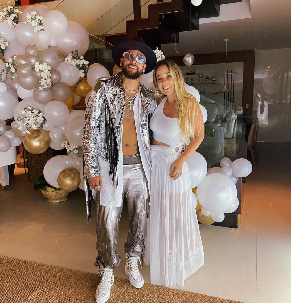 Neymar diz que pretende namorar e marca @: ‘só falta ela saber’ 