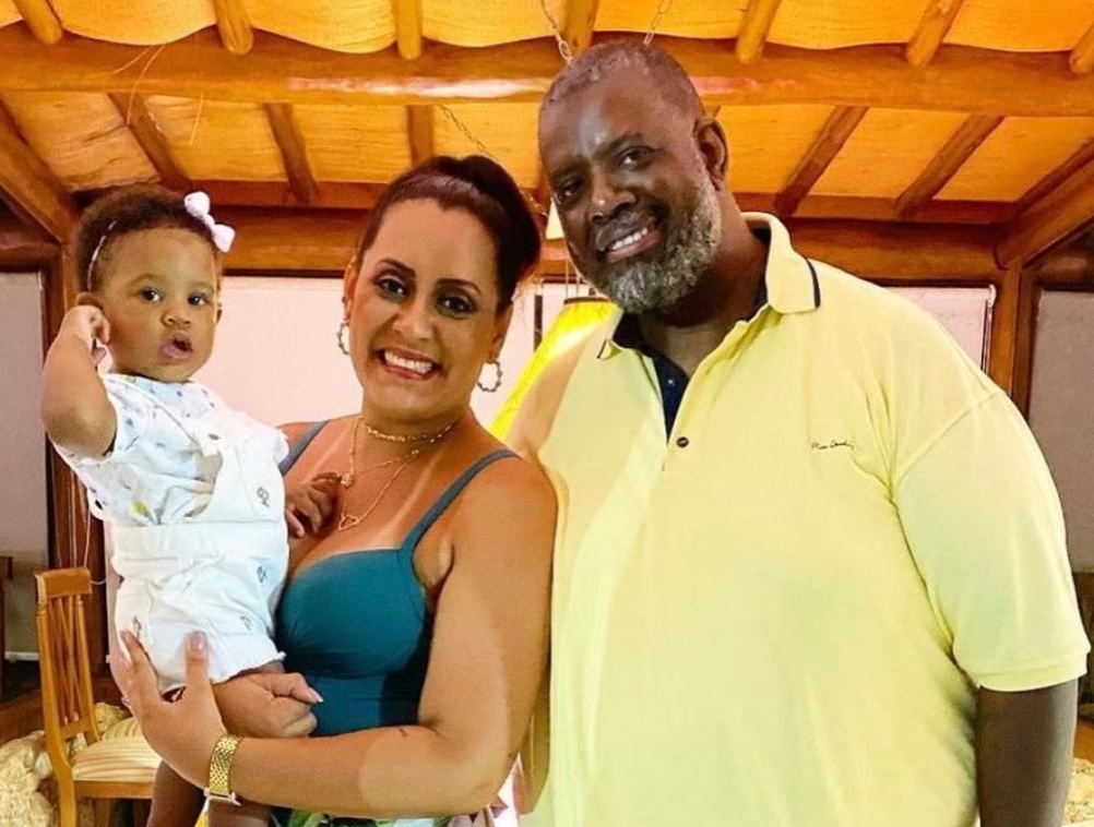 Péricles desabafa sobre futuro da filha: ‘o mundo vai ser cruel com ela’