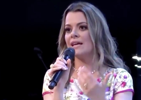 Ana Paula Valadão diz que gays são a causa da Aids e é detonada