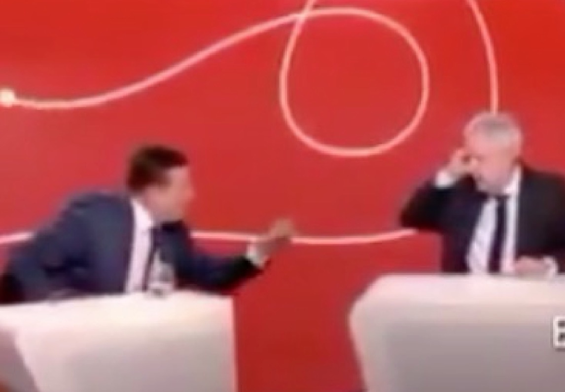 Roberto Cabrini é flagrado exaltado após programa com Augusto Nunes